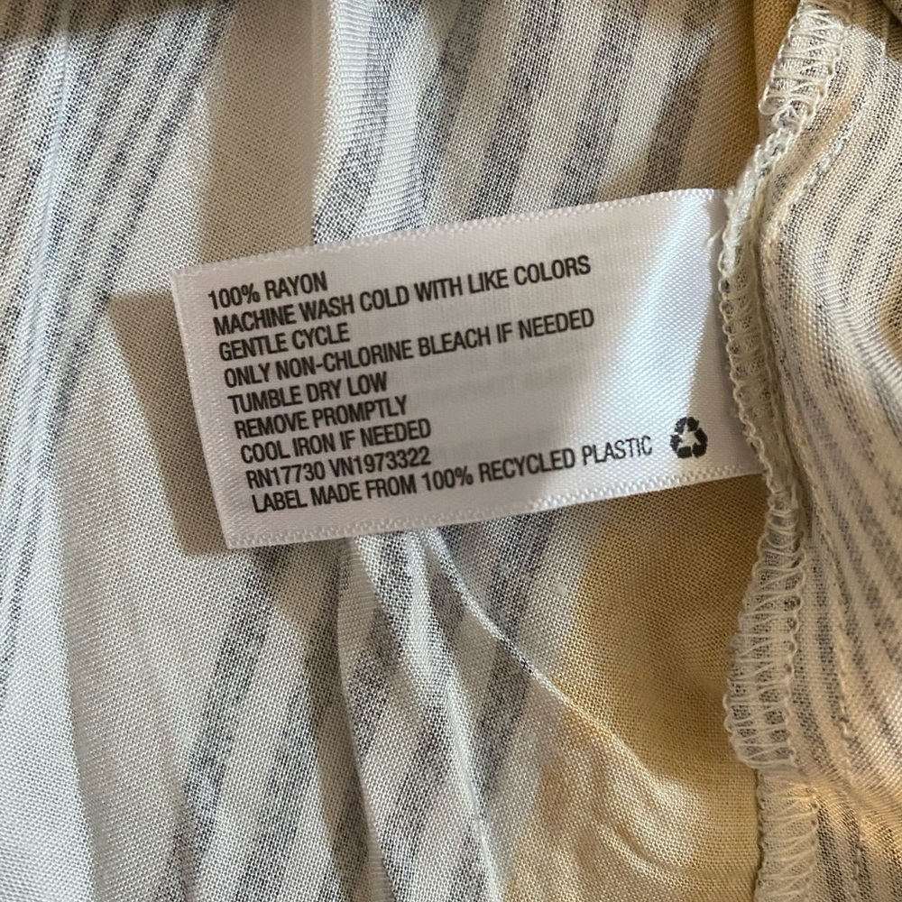 Cute Yellow Stripe Dress - Picture 5 of 6